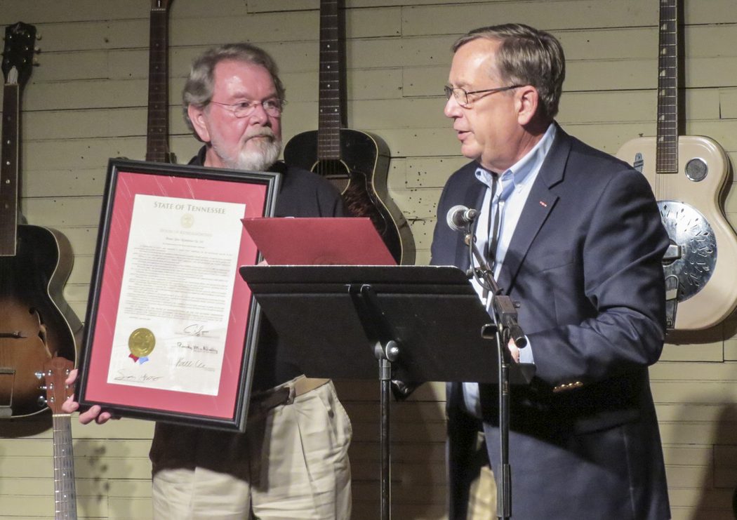 Former Tennessee State Representative Steve McDaniel (left) and Representative Sam Whitson read Tennessee proclamation honoring Jim Lighthizer.
