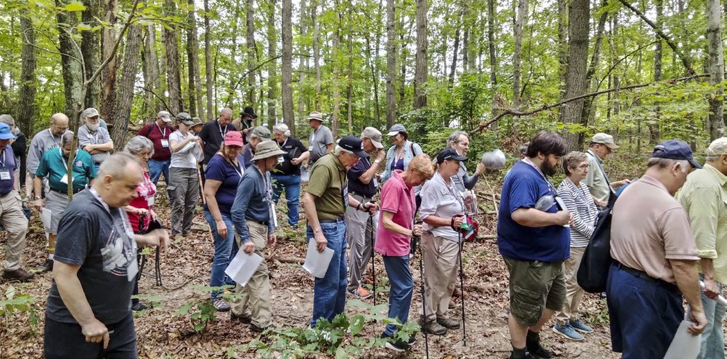 Paul Sacra guides CVBT guests at Mine Run’s Payne’s Farm battlefield.